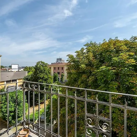 Ferrari - Stazione E Centro Citta