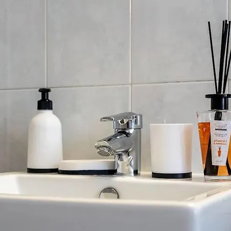 아파트 Ferrari - Stazione E Centro Citta