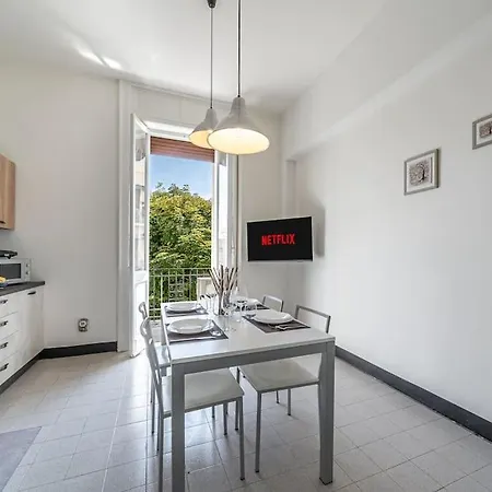 Ferrari - Stazione E Centro Citta