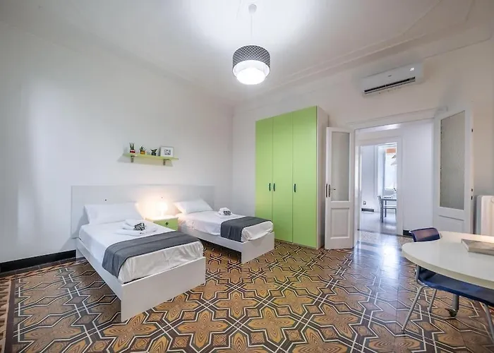 Ferrari - Stazione E Centro Citta * Modena